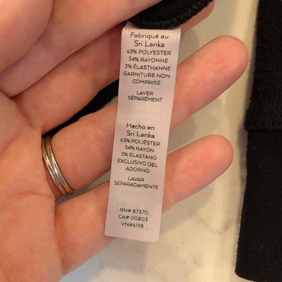 Alo Yoga Black Pullover Funnel Neck Sweatshirt Fuzzy Texture Size Medium Workout - Picture 5 of 7